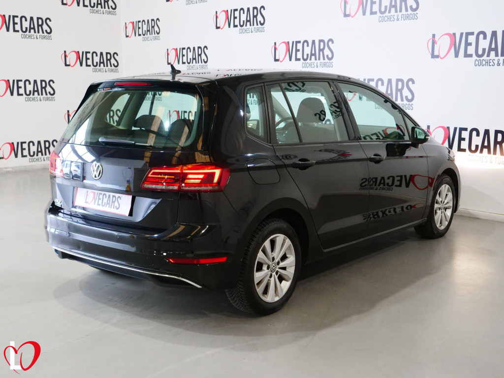 VOLKSWAGEN GOLF SPORTSVAN 1.6 TDI DSG-7 CONFORTLINE 115 de segunda mano