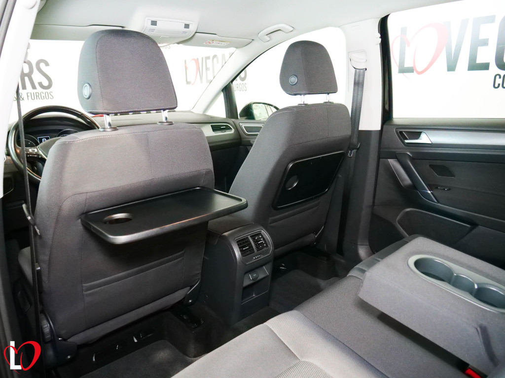 VOLKSWAGEN GOLF SPORTSVAN 1.6 TDI DSG-7 CONFORTLINE 115 de segunda mano