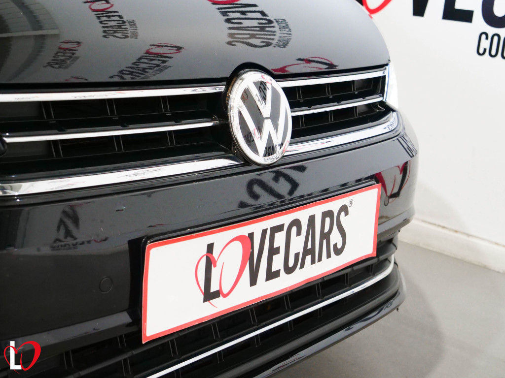 VOLKSWAGEN GOLF SPORTSVAN 1.6 TDI DSG-7 CONFORTLINE 115 de segunda mano