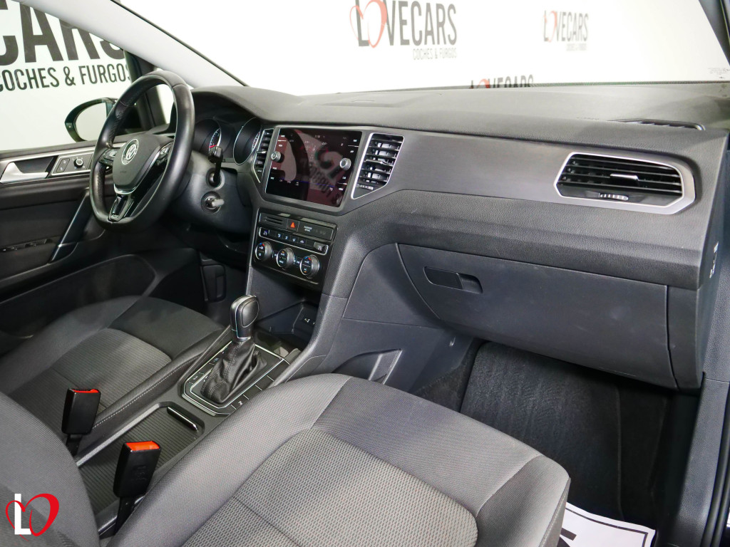 VOLKSWAGEN GOLF SPORTSVAN 1.6 TDI DSG-7 CONFORTLINE 115 de segunda mano