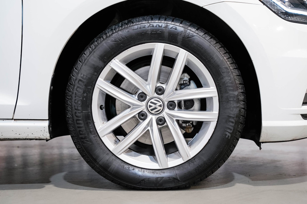 VOLKSWAGEN GOLF VARIANT 1.6 TDI ADVANCE 115 de segunda mano