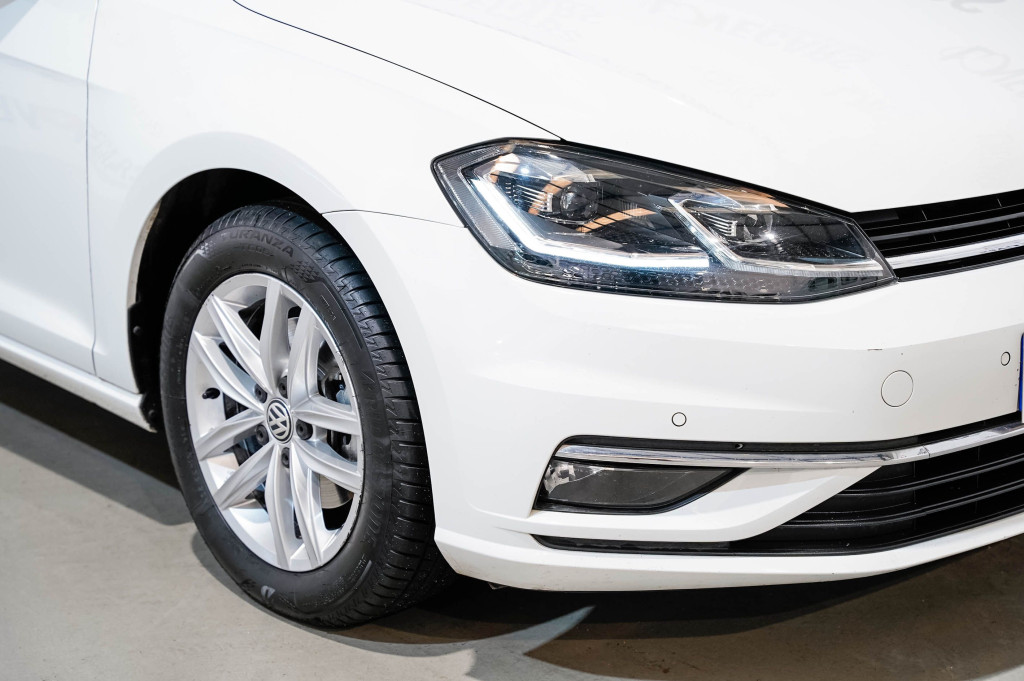 VOLKSWAGEN GOLF VARIANT 1.6 TDI ADVANCE 115 de segunda mano