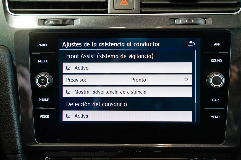 VOLKSWAGEN GOLF VARIANT 1.6 TDI Ready2Go 115 de segunda mano