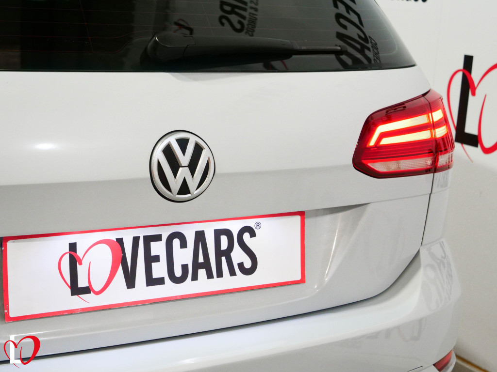 VOLKSWAGEN GOLF VARIANT 1.6 TDI VARIANT BUSINESS 115 de segunda mano