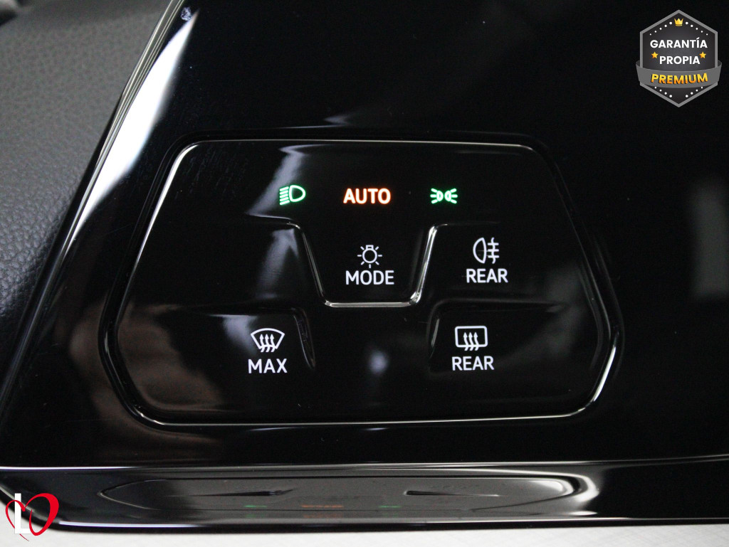 VOLKSWAGEN GOLF VARIANT 2.0 TDI LIFE 6 VEL 115 de segunda mano