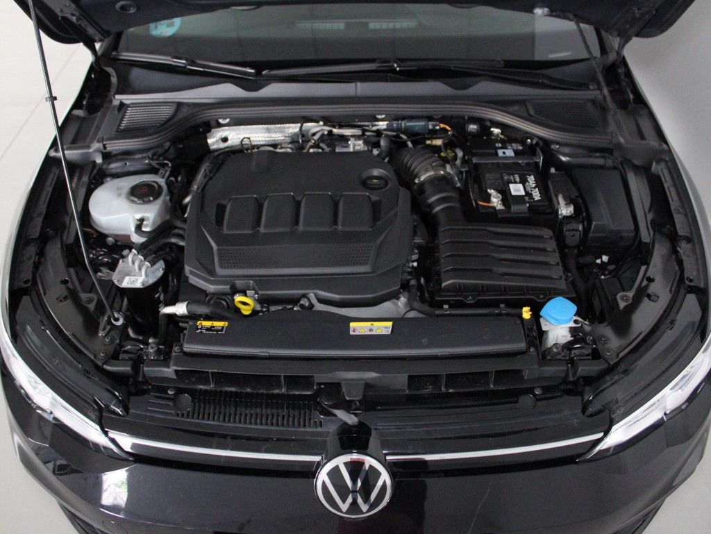 VOLKSWAGEN GOLF VARIANT 2.0 TDI LIFE 6 VEL 115 de segunda mano