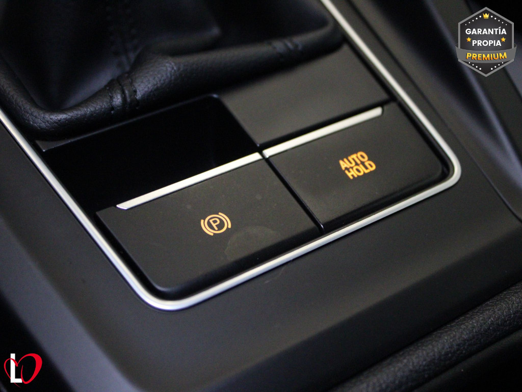 VOLKSWAGEN GOLF VARIANT 2.0 TDI LIFE 6 VEL 115 de segunda mano