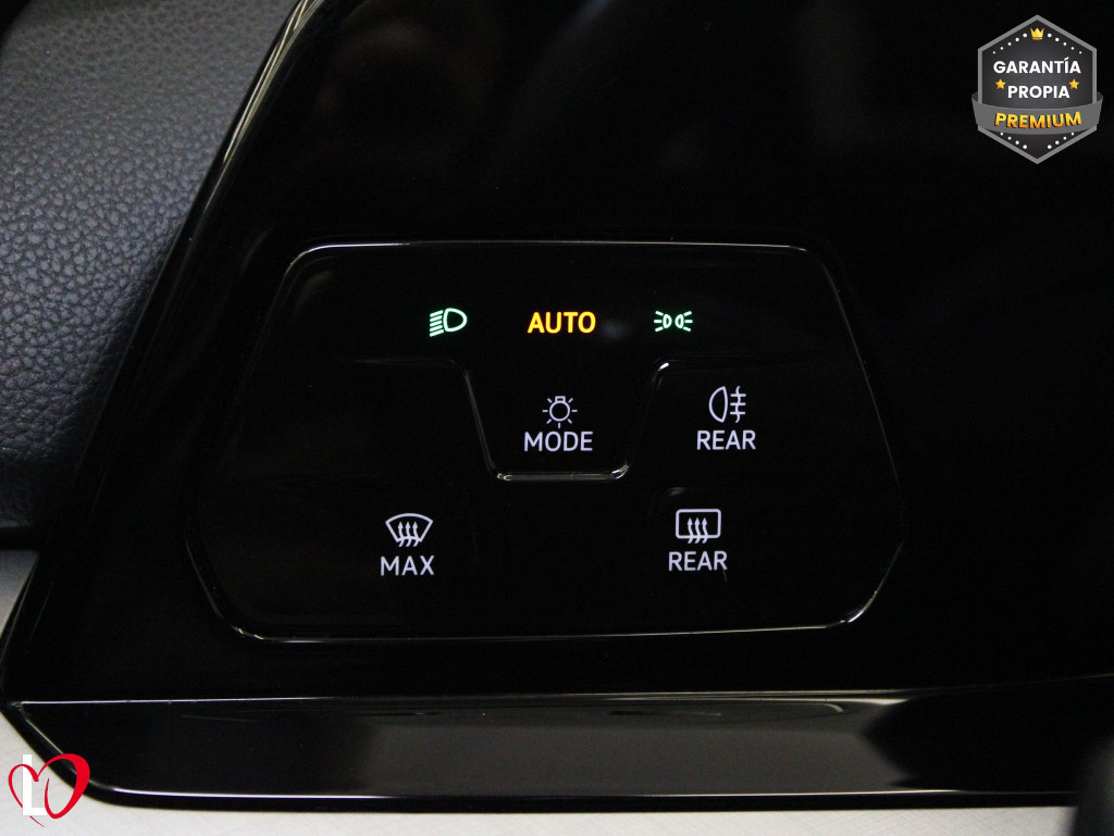 VOLKSWAGEN GOLF VARIANT 2.0 TDI LIFE 6 VEL 115 de segunda mano