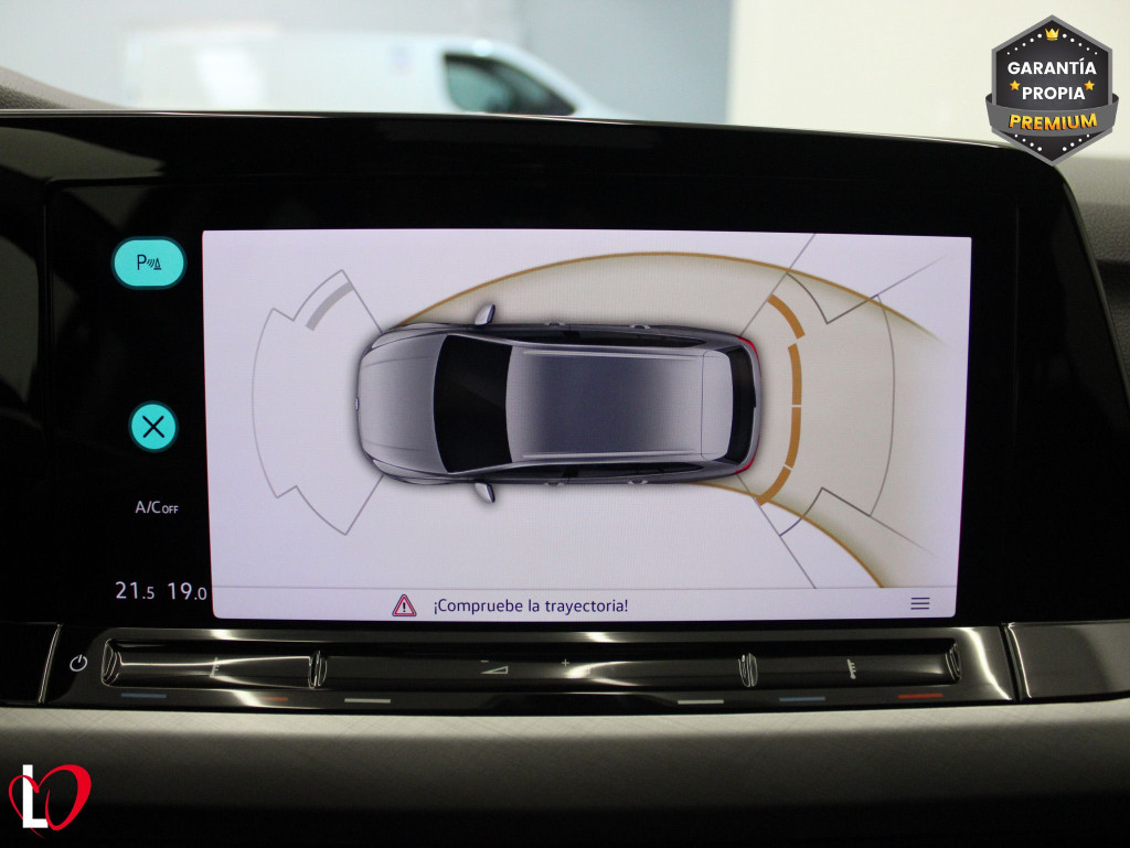 VOLKSWAGEN GOLF VARIANT 2.0 TDI LIFE 6 VEL 115 de segunda mano