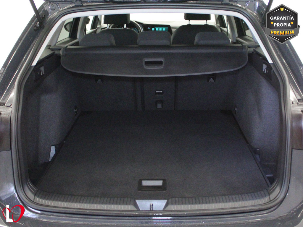 VOLKSWAGEN GOLF VARIANT 2.0 TDI LIFE 6 VEL 115 de segunda mano