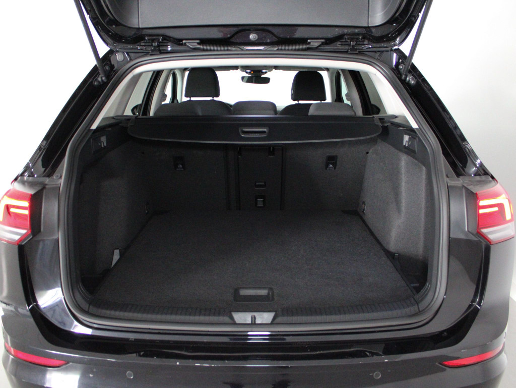 VOLKSWAGEN GOLF VARIANT 2.0 TDI LIFE 6 VEL 115 de segunda mano