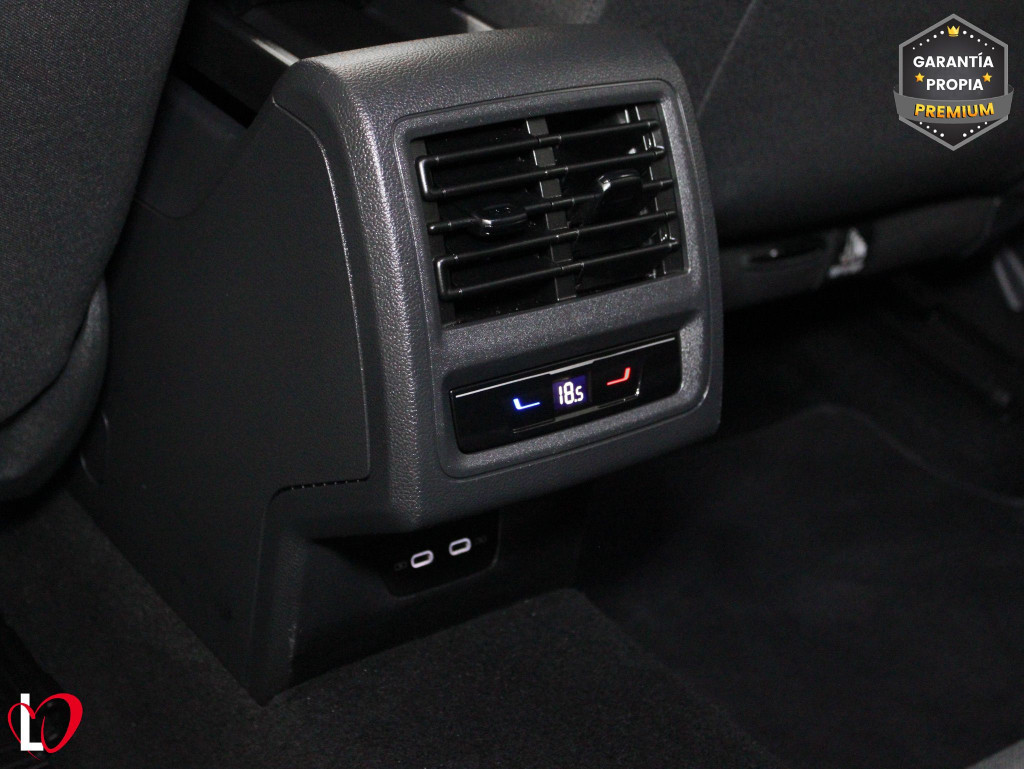 VOLKSWAGEN GOLF VARIANT 2.0 TDI LIFE 6 VEL 115 de segunda mano