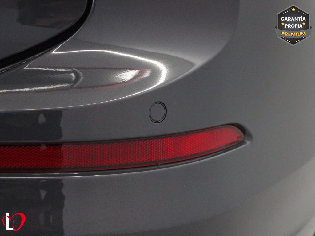 VOLKSWAGEN GOLF VARIANT 2.0 TDI LIFE 6 VEL 115 de segunda mano