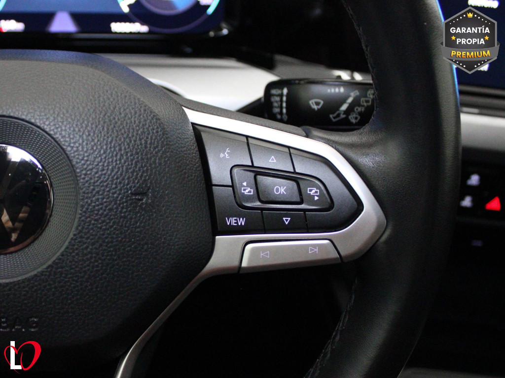 VOLKSWAGEN GOLF VARIANT 2.0 TDI LIFE 6 VEL 115 de segunda mano