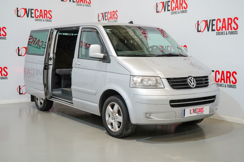 VOLKSWAGEN MULTIVAN 2.5 TDI 174 AUTOM. de segunda mano