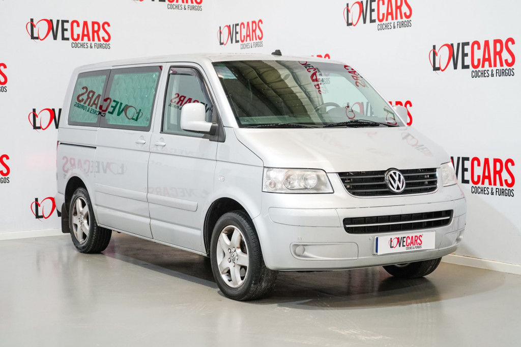 VOLKSWAGEN MULTIVAN 2.5 TDI 174 AUTOM. de segunda mano