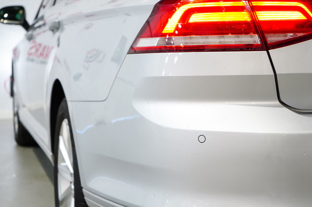 VOLKSWAGEN PASSAT 2.0 TDI ADVANCE 150 de segunda mano