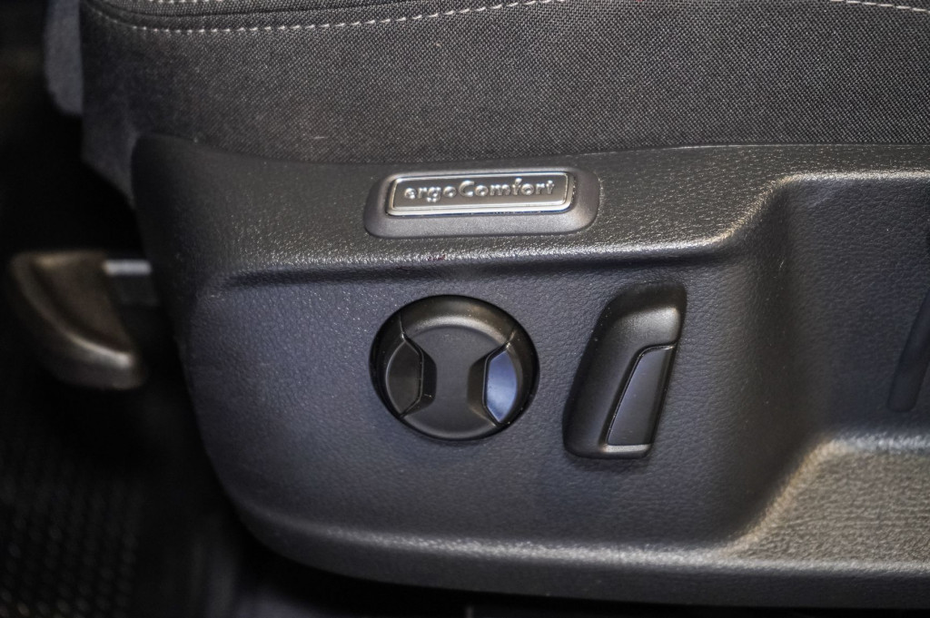 VOLKSWAGEN PASSAT 2.0 TDI ADVANCE 150 de segunda mano