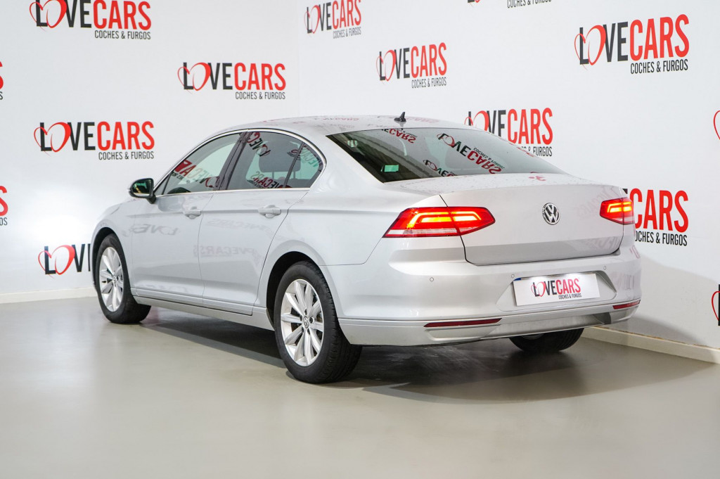 VOLKSWAGEN PASSAT 2.0 TDI ADVANCE 150 de segunda mano