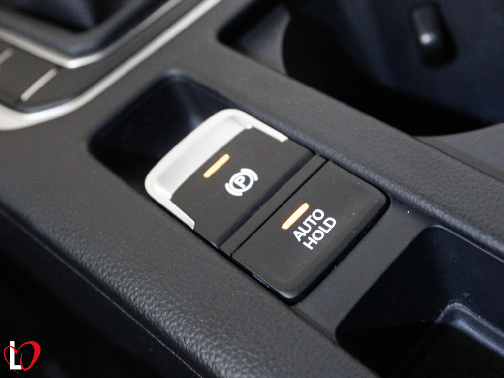 VOLKSWAGEN PASSAT 2.0 TDI ADVANCE BMT 150 de segunda mano
