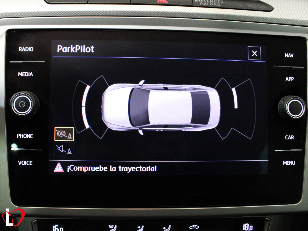 VOLKSWAGEN PASSAT 2.0 TDI ADVANCE BMT 150 de segunda mano
