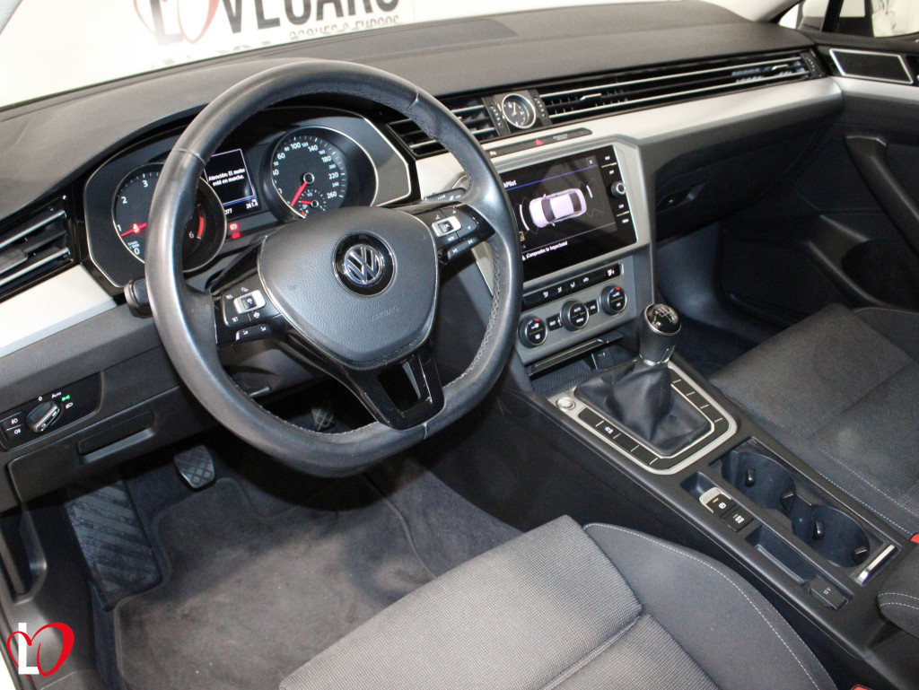 VOLKSWAGEN PASSAT 2.0 TDI ADVANCE BMT 150 de segunda mano