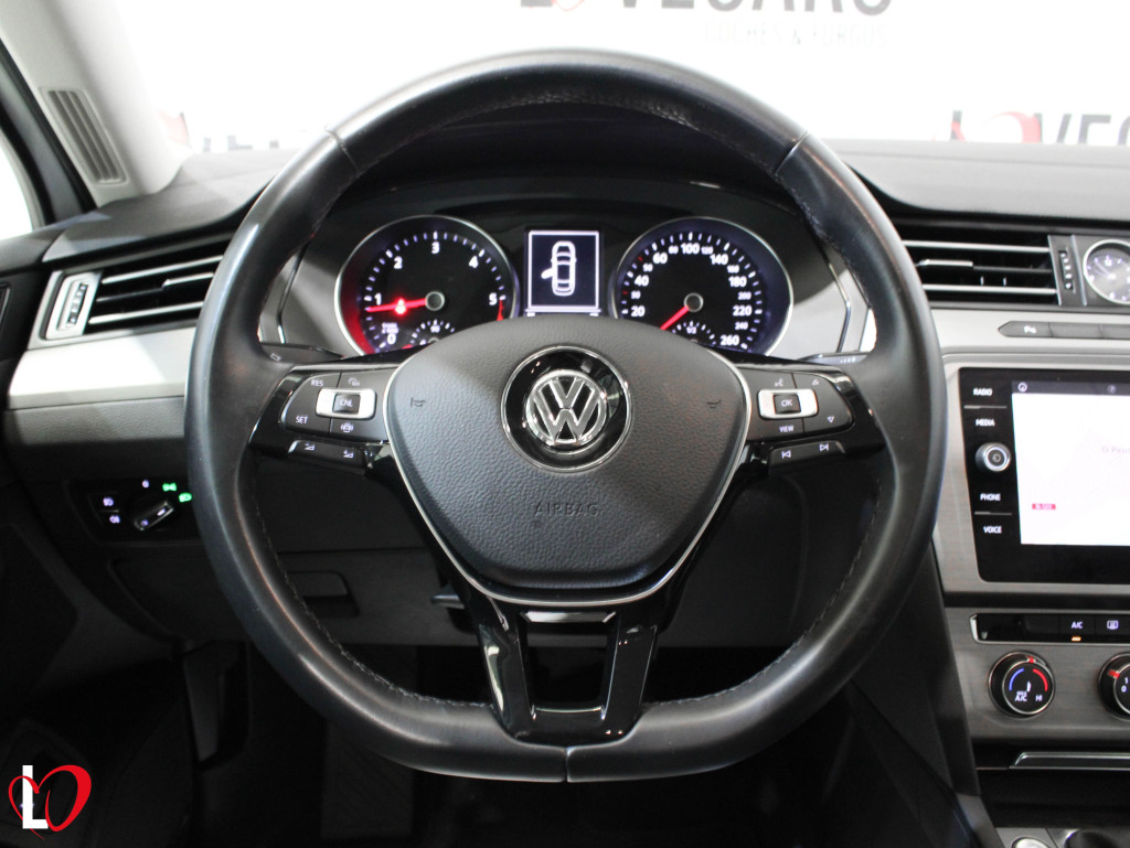 VOLKSWAGEN PASSAT 2.0 TDI EDITION 6 VEL 150 de segunda mano