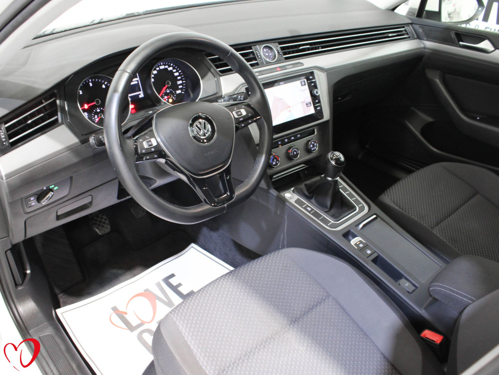 VOLKSWAGEN PASSAT 2.0 TDI EDITION 6 VEL 150 de segunda mano