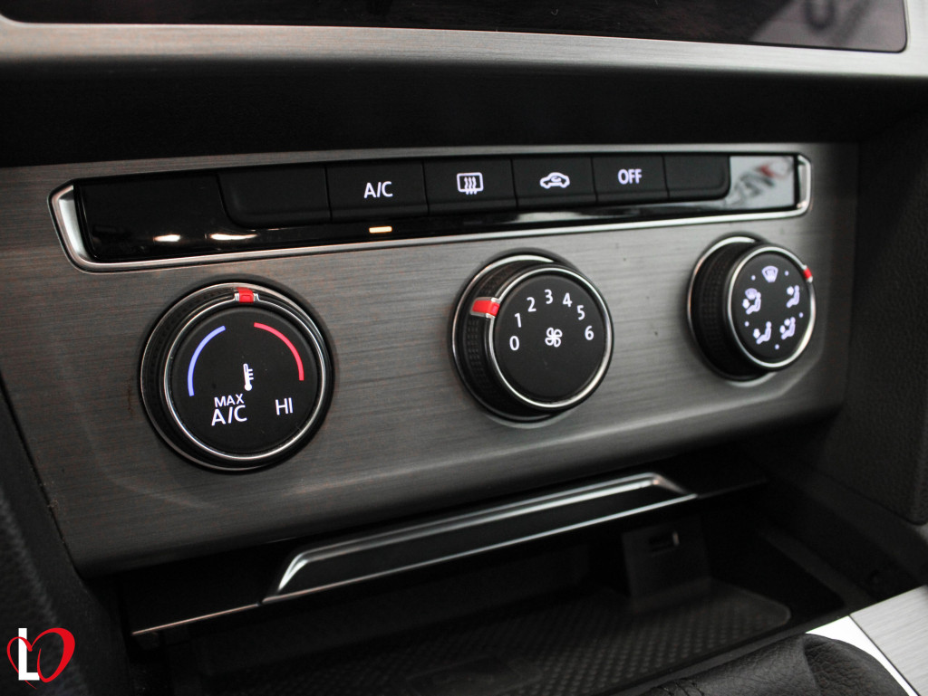 VOLKSWAGEN PASSAT 2.0 TDI EDITION 6 VEL 150 de segunda mano