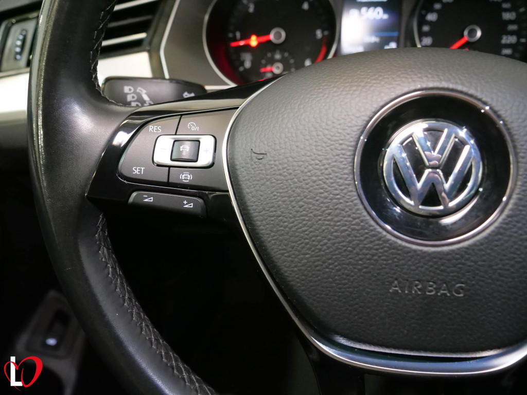 VOLKSWAGEN PASSAT VARIANT 2.0 TDI ADVANCE 6 VEL 150 de segunda mano
