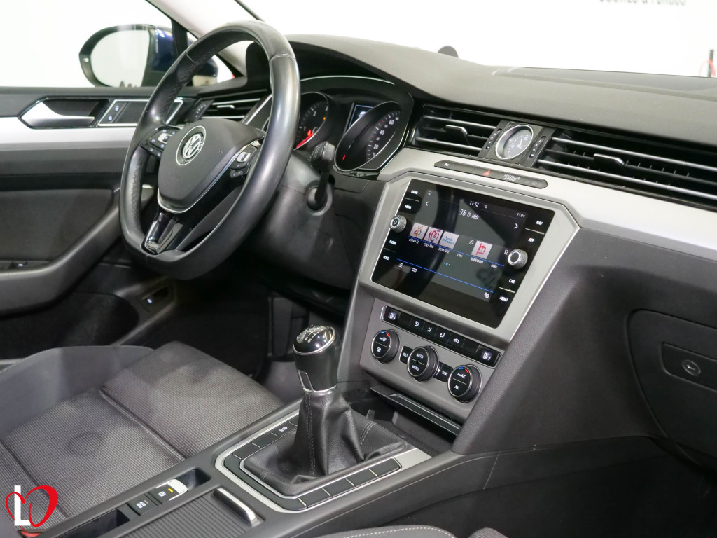 VOLKSWAGEN PASSAT VARIANT 2.0 TDI ADVANCE 6 VEL 150 de segunda mano