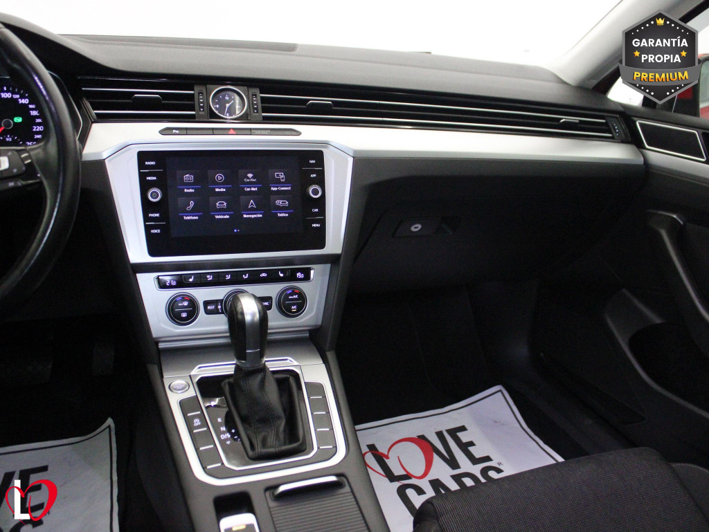 VOLKSWAGEN PASSAT VARIANT 2.0 TDI DSG-6 COMFORTLINE 150 de segunda mano