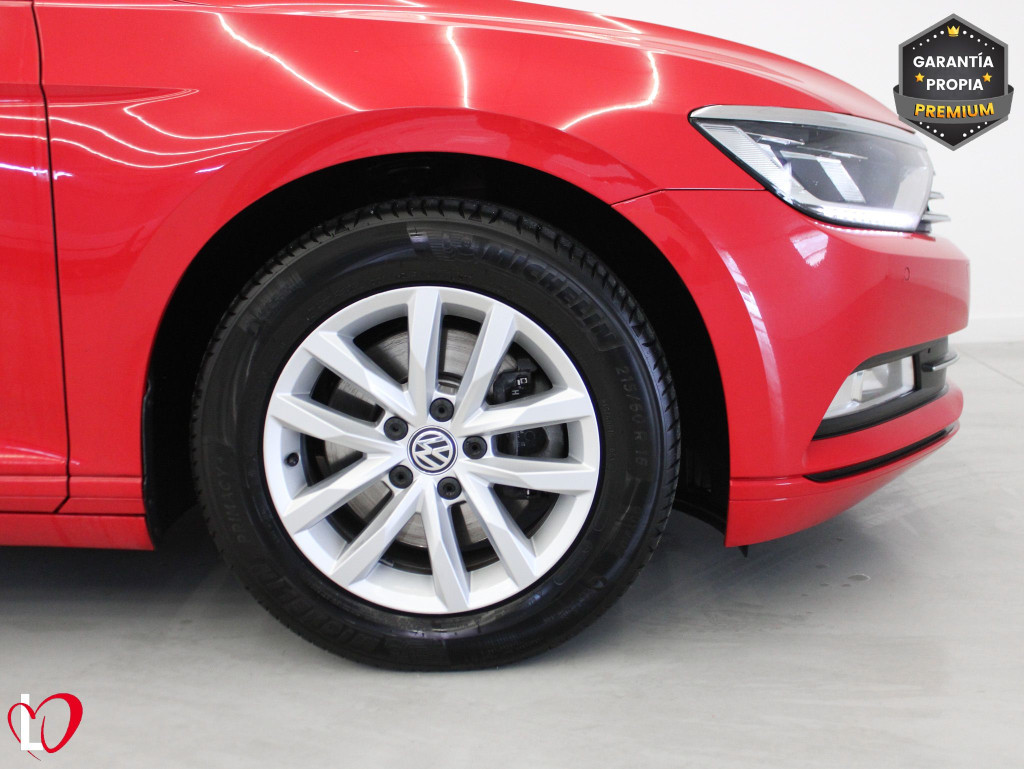 VOLKSWAGEN PASSAT VARIANT 2.0 TDI DSG-6 COMFORTLINE 150 de segunda mano