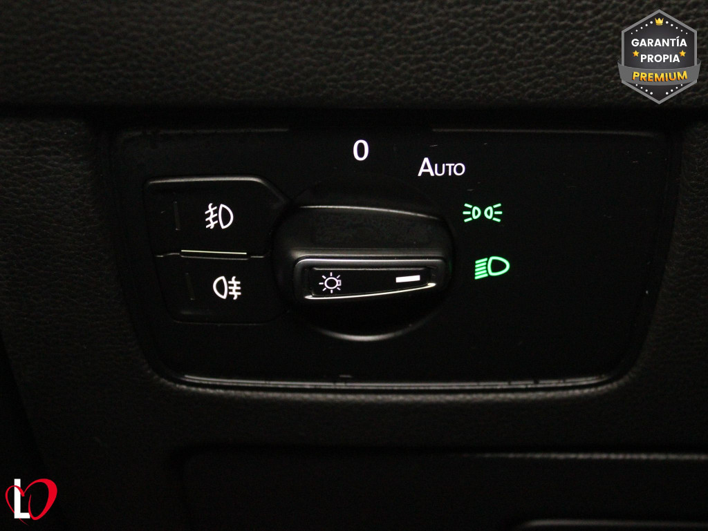 VOLKSWAGEN PASSAT VARIANT 2.0 TDI DSG-6 COMFORTLINE 150 de segunda mano