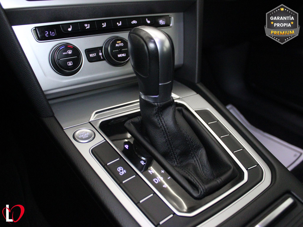 VOLKSWAGEN PASSAT VARIANT 2.0 TDI DSG-6 COMFORTLINE 150 de segunda mano