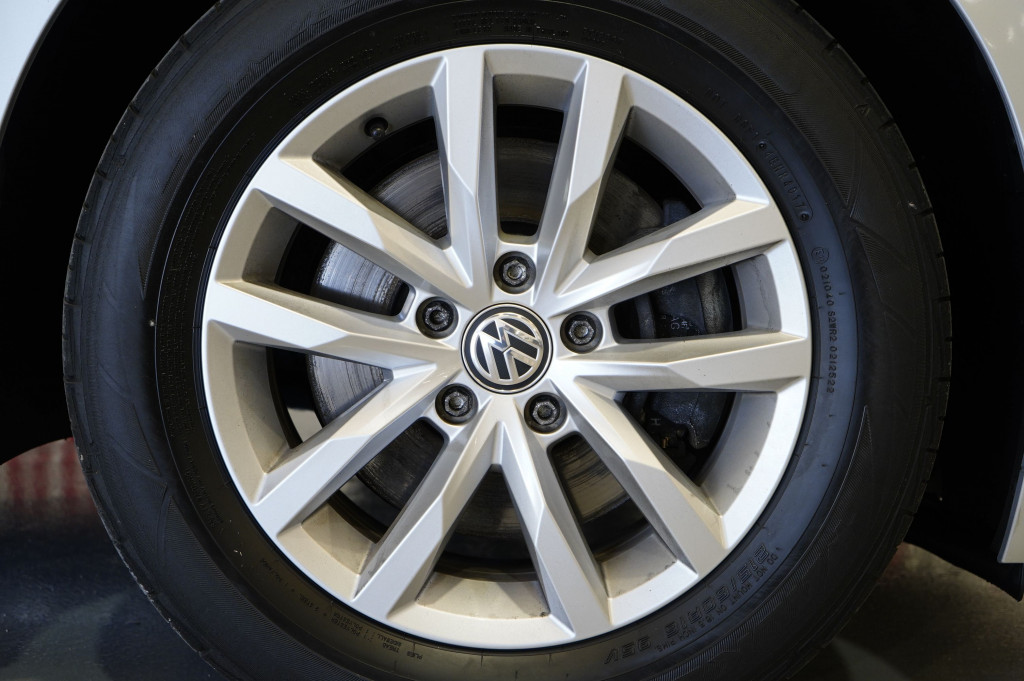 VOLKSWAGEN PASSAT VARIANT 2.0 TDI DSG-7 COMFORTLINE 150 de segunda mano