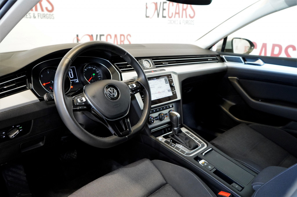 VOLKSWAGEN PASSAT VARIANT 2.0 TDI DSG-7 COMFORTLINE 150 de segunda mano