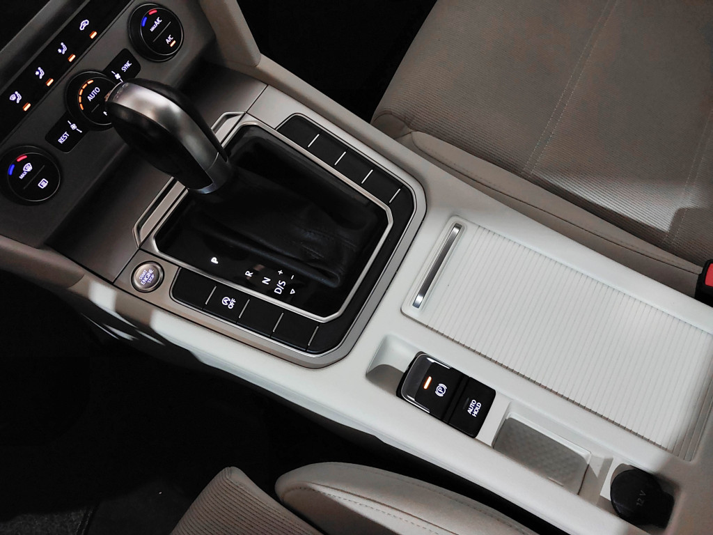 VOLKSWAGEN PASSAT VARIANT 2.0 TDI DSG ADVANCE 150 de segunda mano