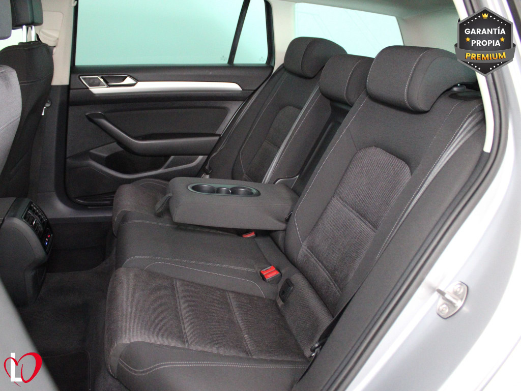 VOLKSWAGEN PASSAT VARIANT 2.0 TDI DSG ADVANCE 150 de segunda mano