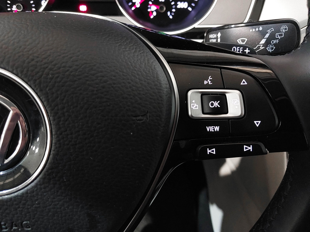 VOLKSWAGEN PASSAT VARIANT 2.0 TDI DSG ADVANCE 150 de segunda mano