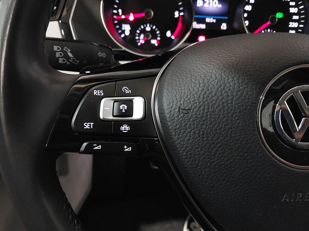 VOLKSWAGEN PASSAT VARIANT 2.0 TDI DSG ADVANCE 150 de segunda mano