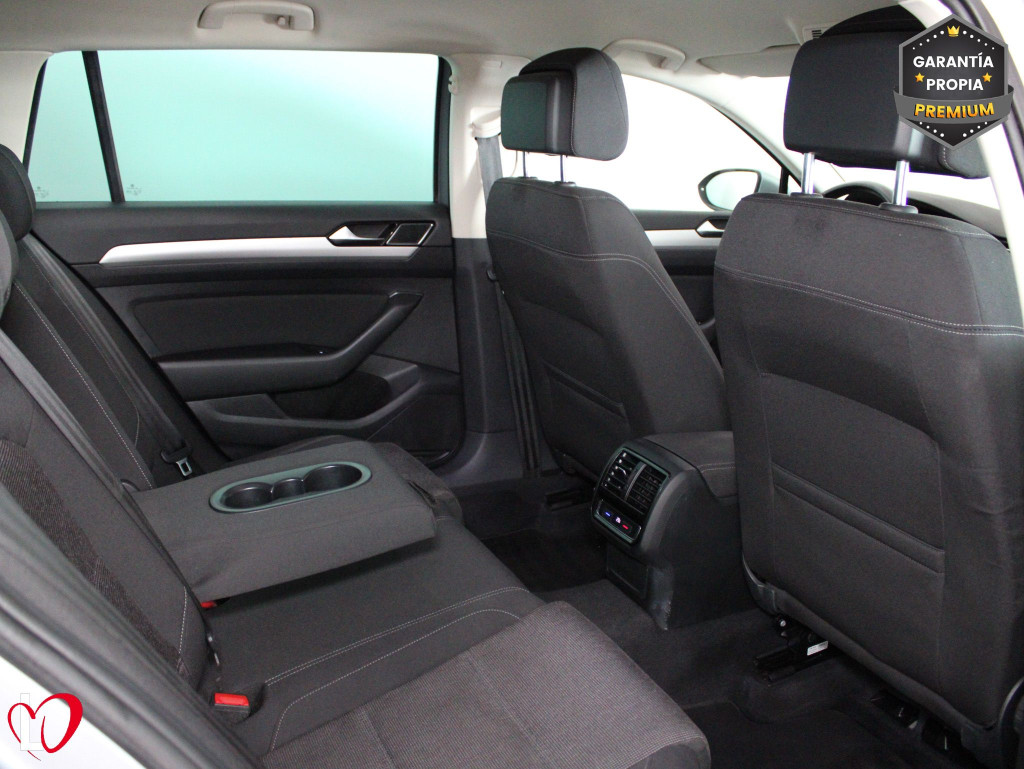 VOLKSWAGEN PASSAT VARIANT 2.0 TDI DSG ADVANCE 150 de segunda mano