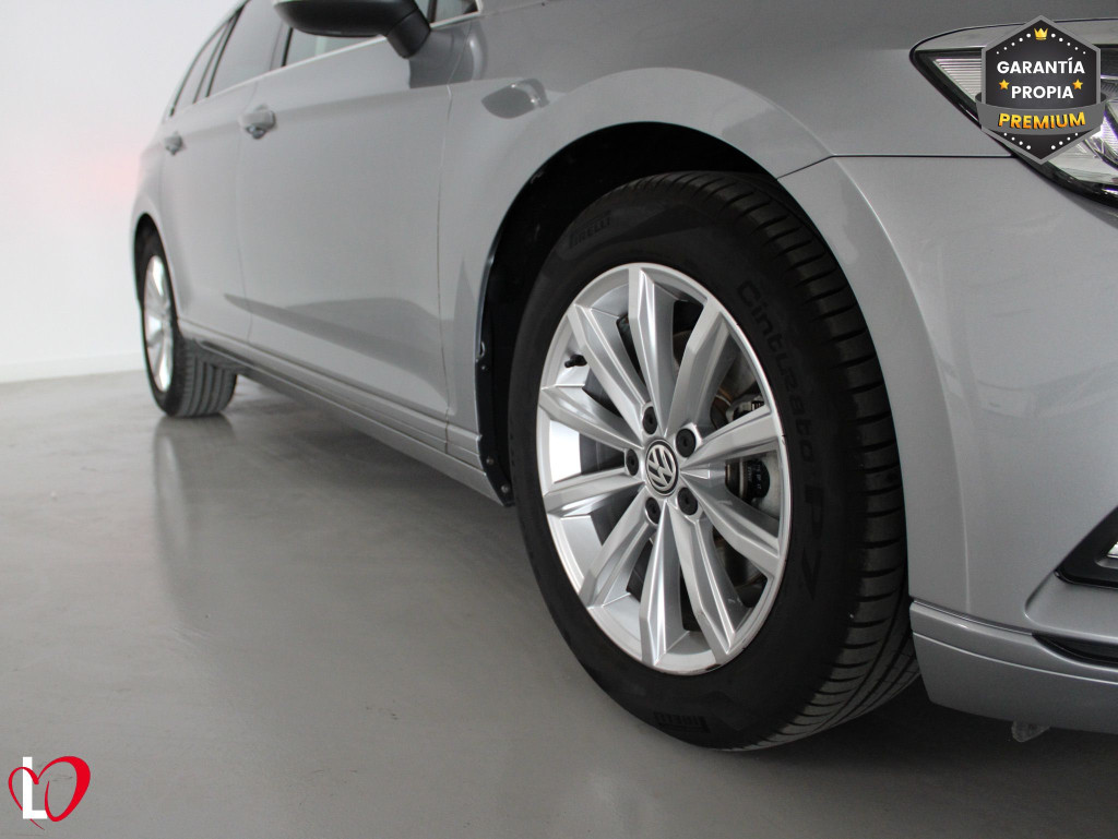 VOLKSWAGEN PASSAT VARIANT 2.0 TDI DSG ADVANCE 150 de segunda mano