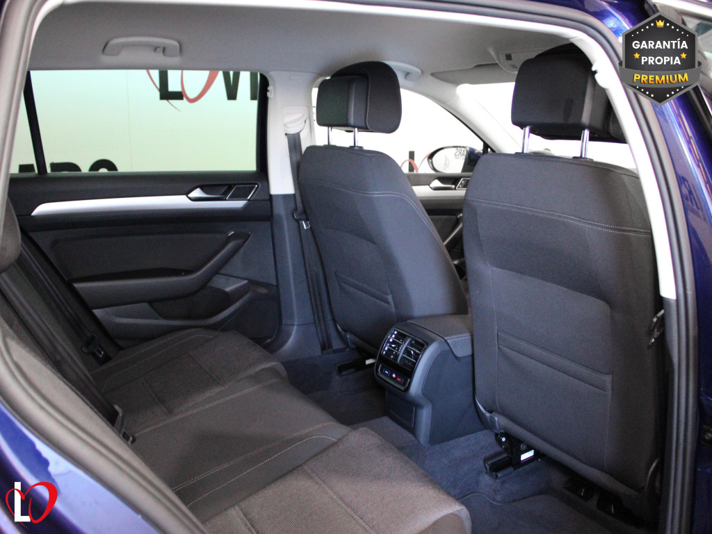 VOLKSWAGEN PASSAT VARIANT 2.0 TDI DSG ADVANCE 150 de segunda mano