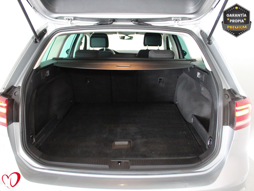 VOLKSWAGEN PASSAT VARIANT 2.0 TDI DSG ADVANCE 150 de segunda mano