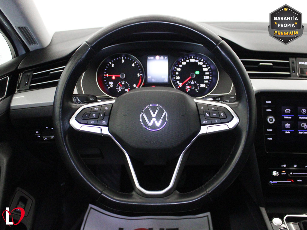 VOLKSWAGEN PASSAT VARIANT 2.0 TDI DSG EXECUTIVE 150 de segunda mano