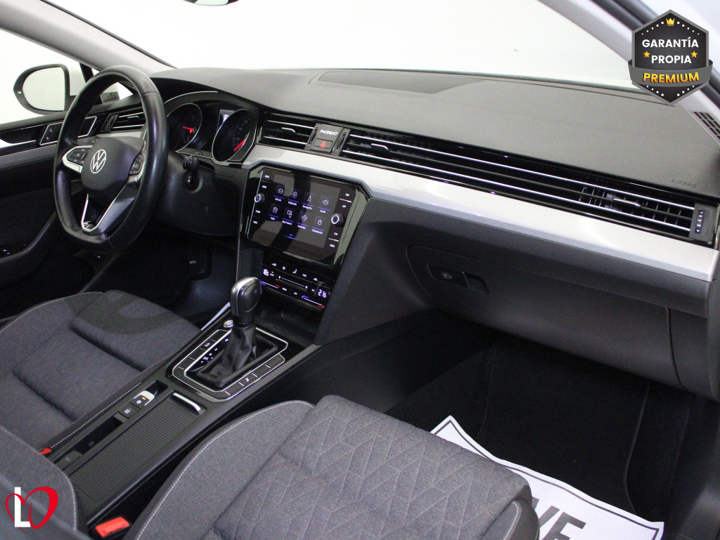 VOLKSWAGEN PASSAT VARIANT 2.0 TDI DSG EXECUTIVE 150 de segunda mano