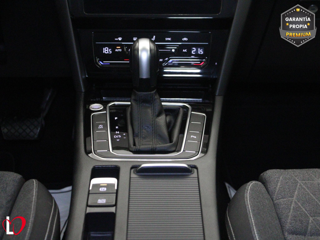 VOLKSWAGEN PASSAT VARIANT 2.0 TDI DSG EXECUTIVE 150 de segunda mano