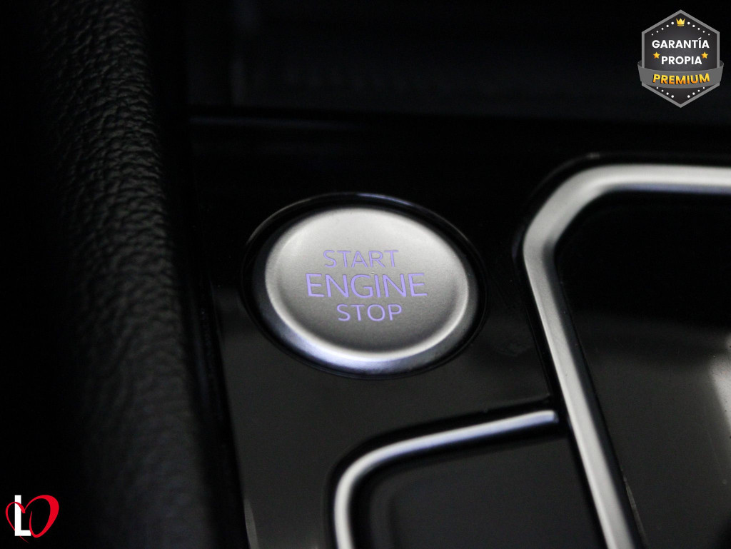 VOLKSWAGEN PASSAT VARIANT 2.0 TDI DSG EXECUTIVE 150 de segunda mano