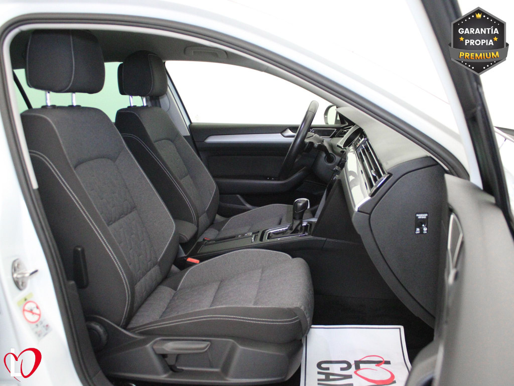 VOLKSWAGEN PASSAT VARIANT 2.0 TDI DSG EXECUTIVE 150 de segunda mano